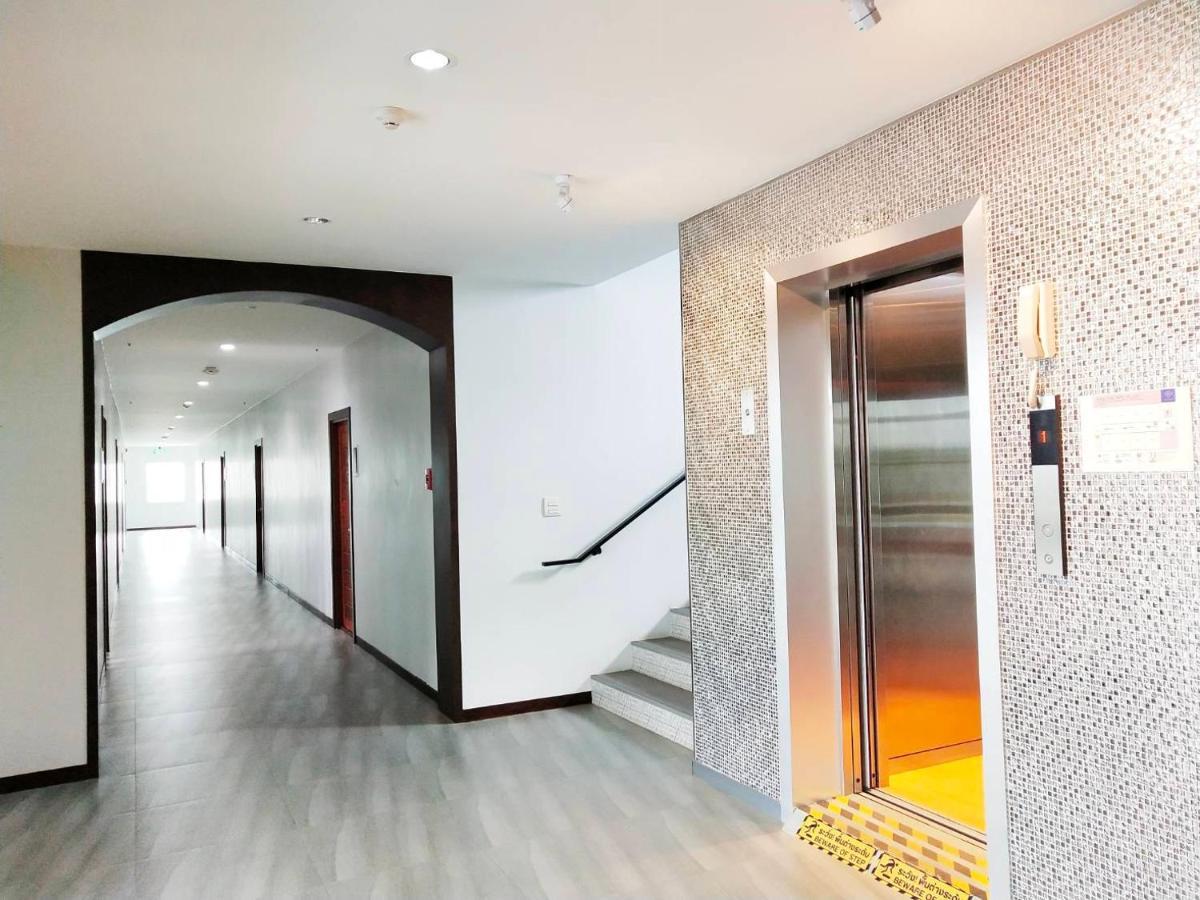 โคโค่ โฮเทล Koco Hotel Nakhonratchasima Exteriér fotografie