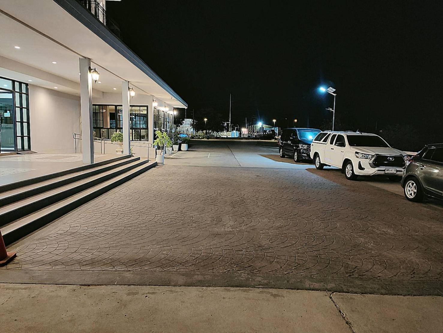 โคโค่ โฮเทล Koco Hotel Nakhonratchasima Exteriér fotografie