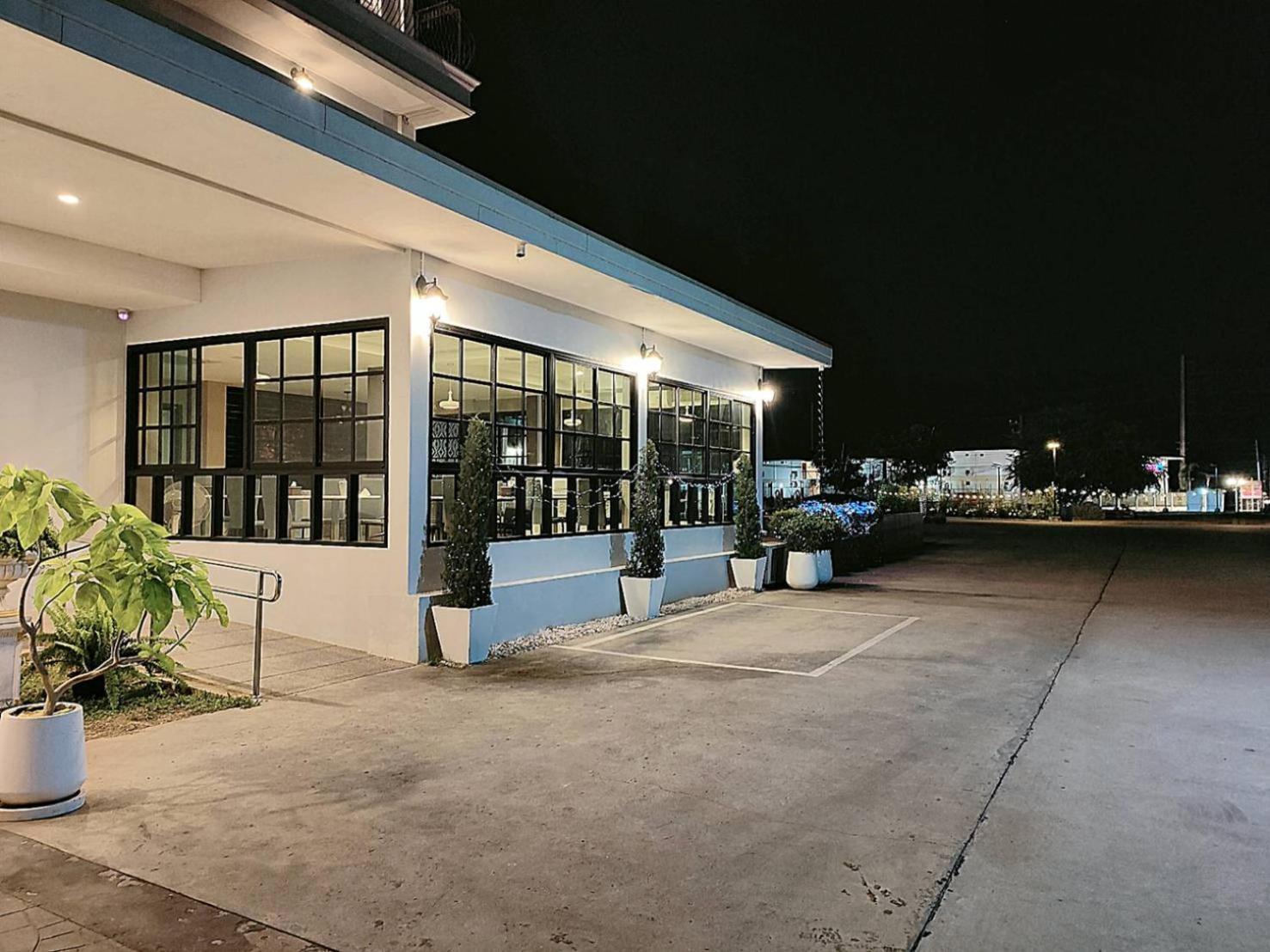 โคโค่ โฮเทล Koco Hotel Nakhonratchasima Exteriér fotografie